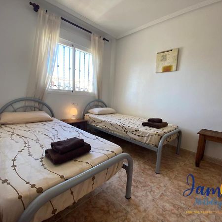 La Cinuelica, R3 1St Floor Apartment Com Pool L149 Торевьиа Экстерьер фото